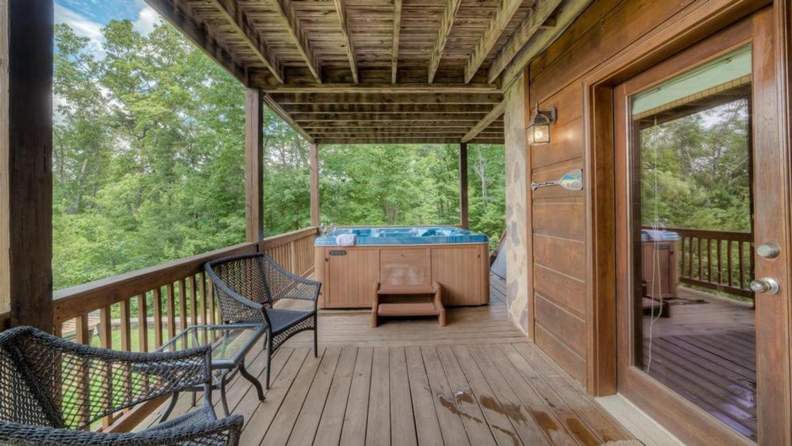 Big Sky Retreat by Escape to Blue Ridge Main image 2